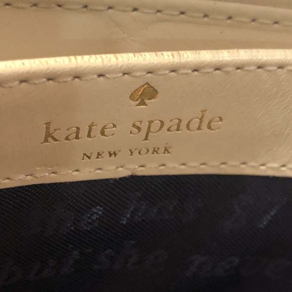 ***KATE SPADE PATENT LEATHER WALLET*** - Picture 7 of 9